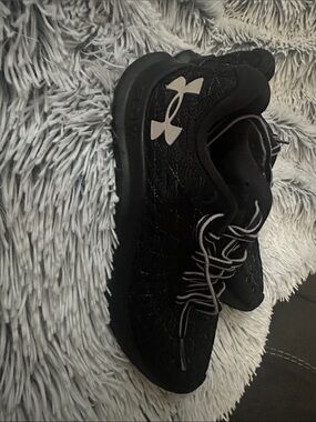 Under Armour Black Sneakers with White Logo and Accent Laces